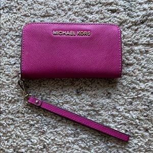 Michael Kors wristlet wallet